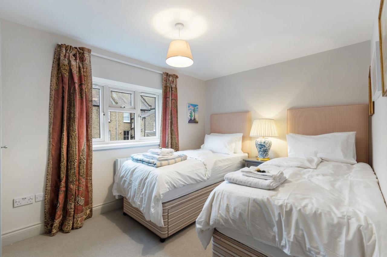 Bright & Cosy Gem ~ Battersea Park View ~ King Bed Apartment London Ngoại thất bức ảnh