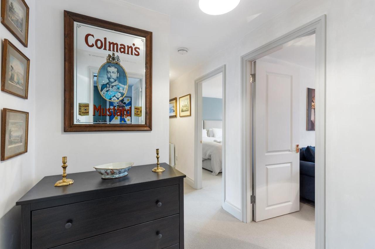 Bright & Cosy Gem ~ Battersea Park View ~ King Bed Apartment London Ngoại thất bức ảnh