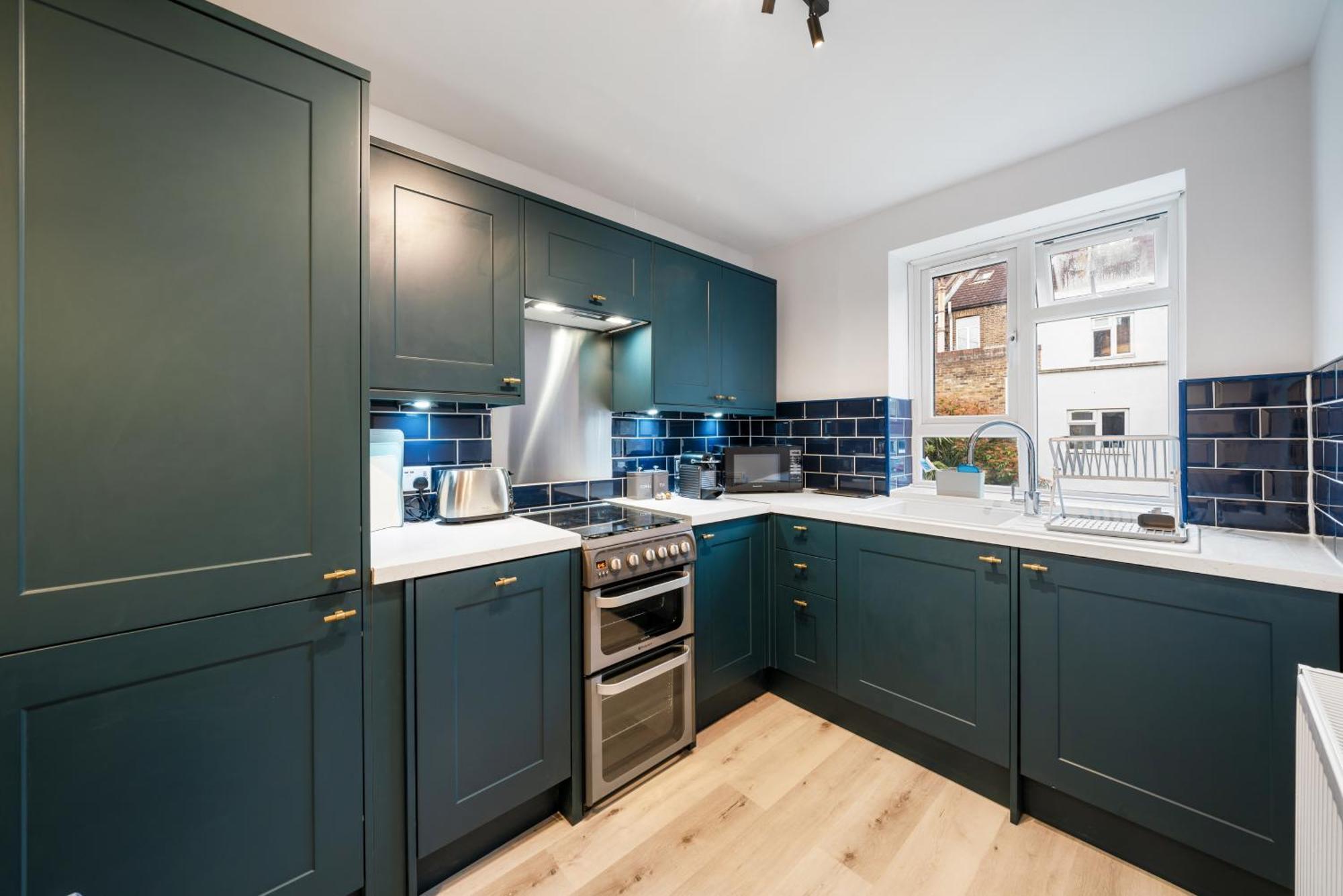 Bright & Cosy Gem ~ Battersea Park View ~ King Bed Apartment London Ngoại thất bức ảnh