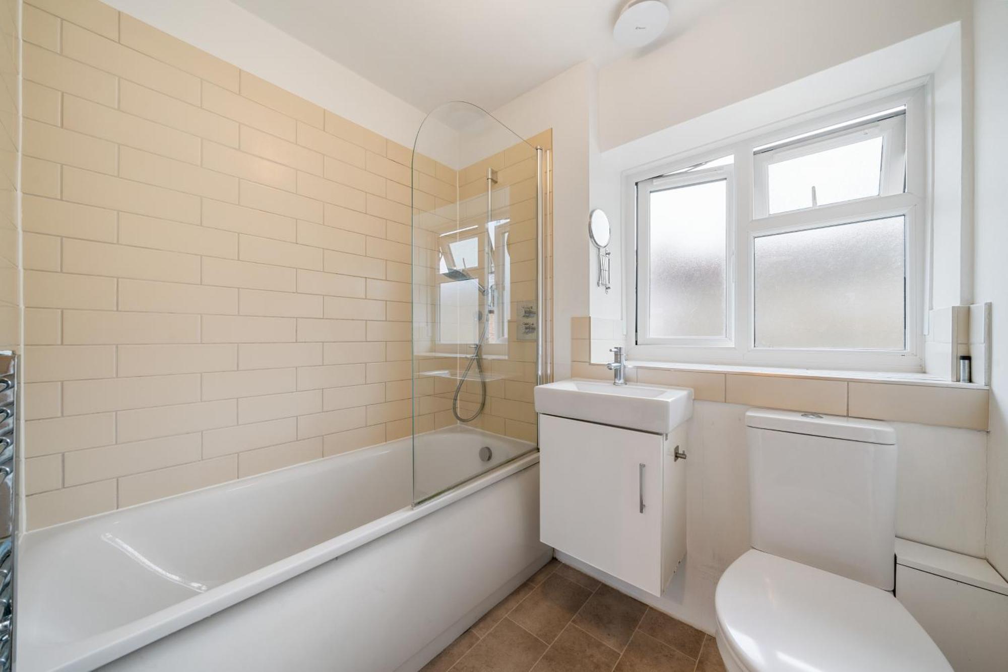 Bright & Cosy Gem ~ Battersea Park View ~ King Bed Apartment London Ngoại thất bức ảnh